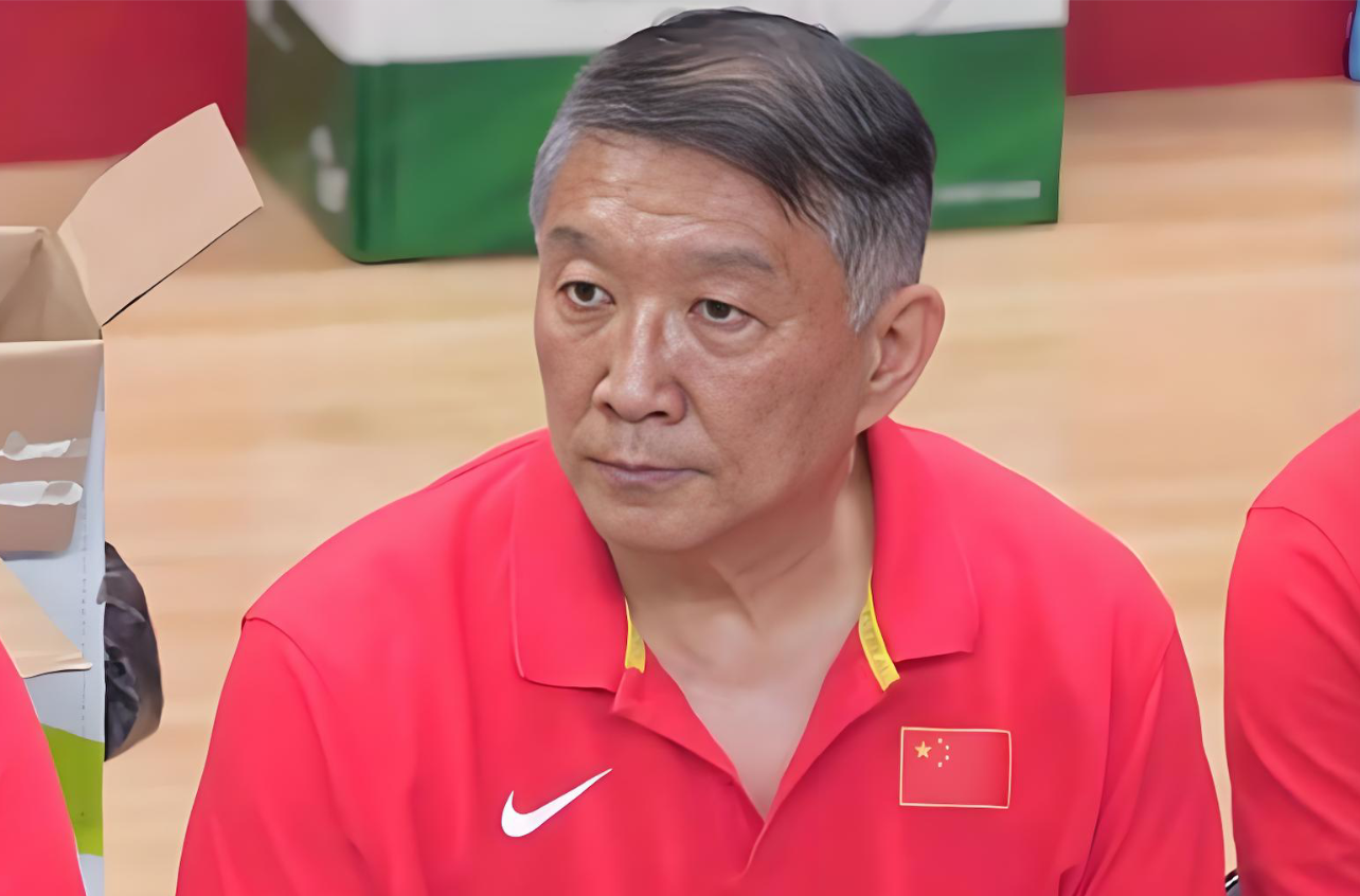 投注赔率-退步太大！女篮顶级锋线球员，首发打了8分钟，被宫鲁鸣弃用